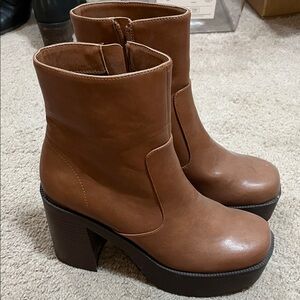 Platform ankle boots